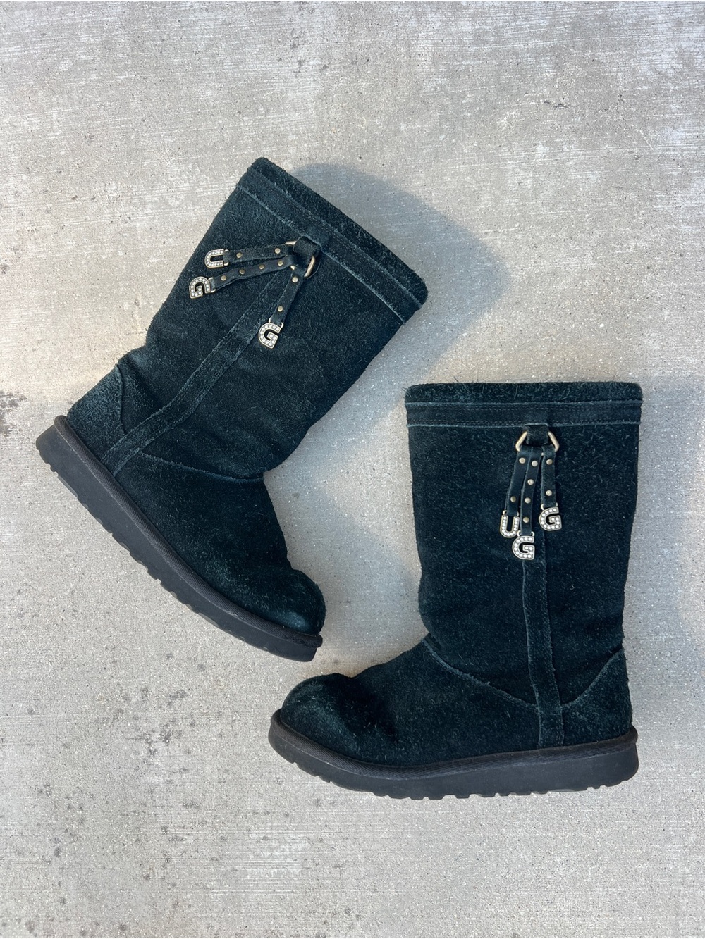 UGG Women’s Black Suede Mid-Calf Boots Round Toe Buckle Strap Rubber Sole